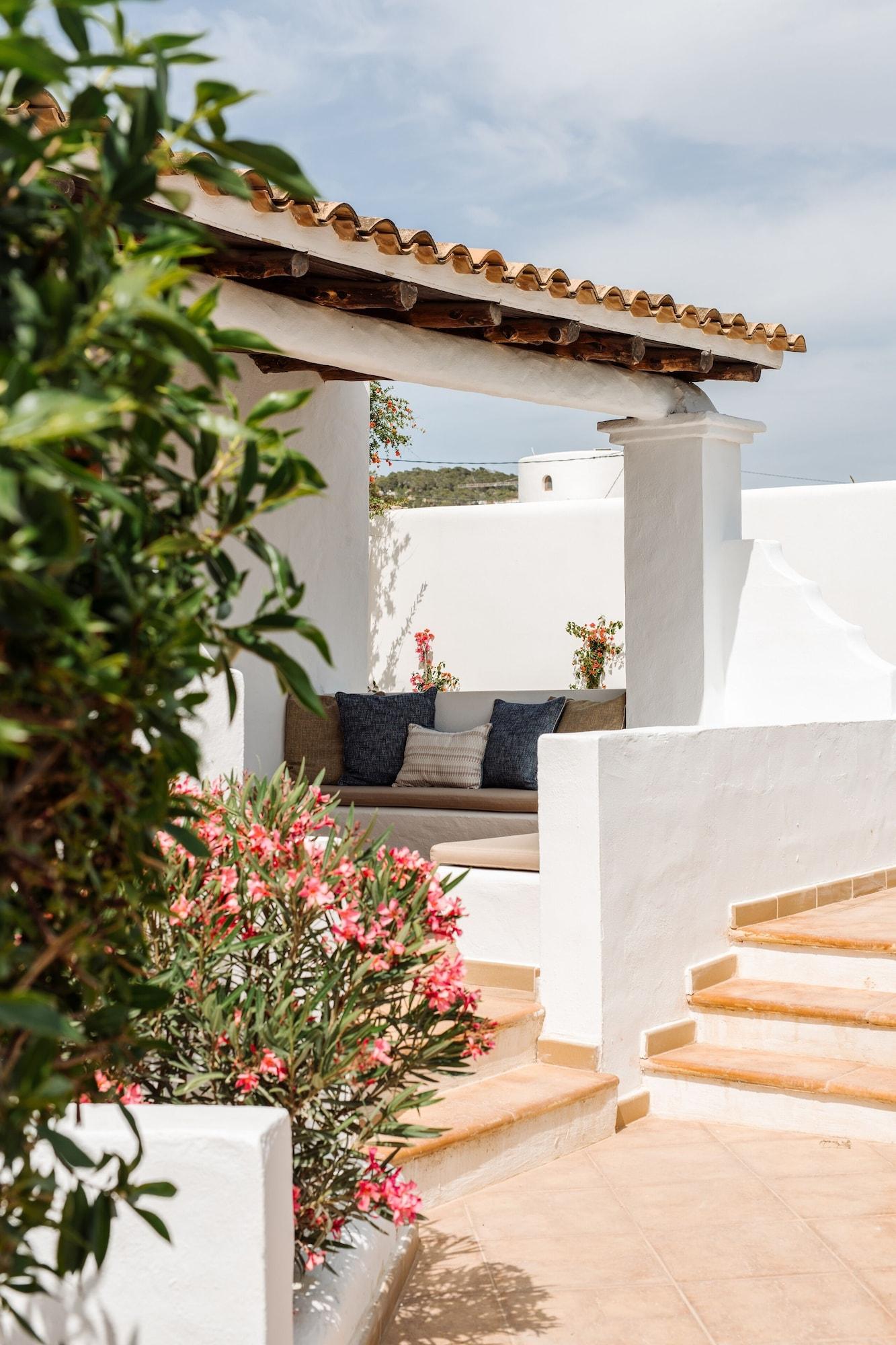 Petunia Ibiza (Adults Only) Hotel Cala Vadella  Exterior photo